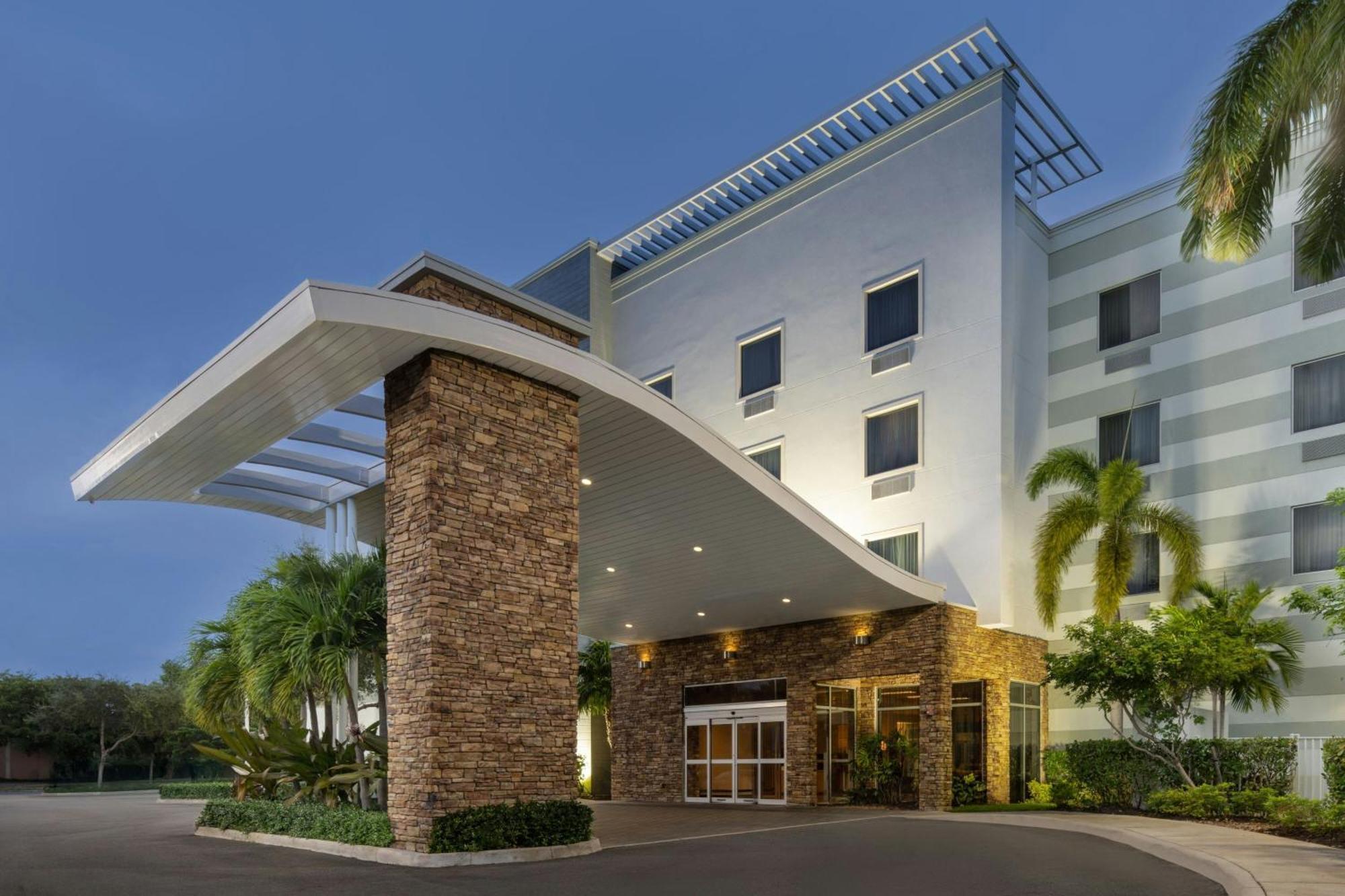 Fairfield Inn & Suites By Marriott Delray Beach I-95 Екстериор снимка